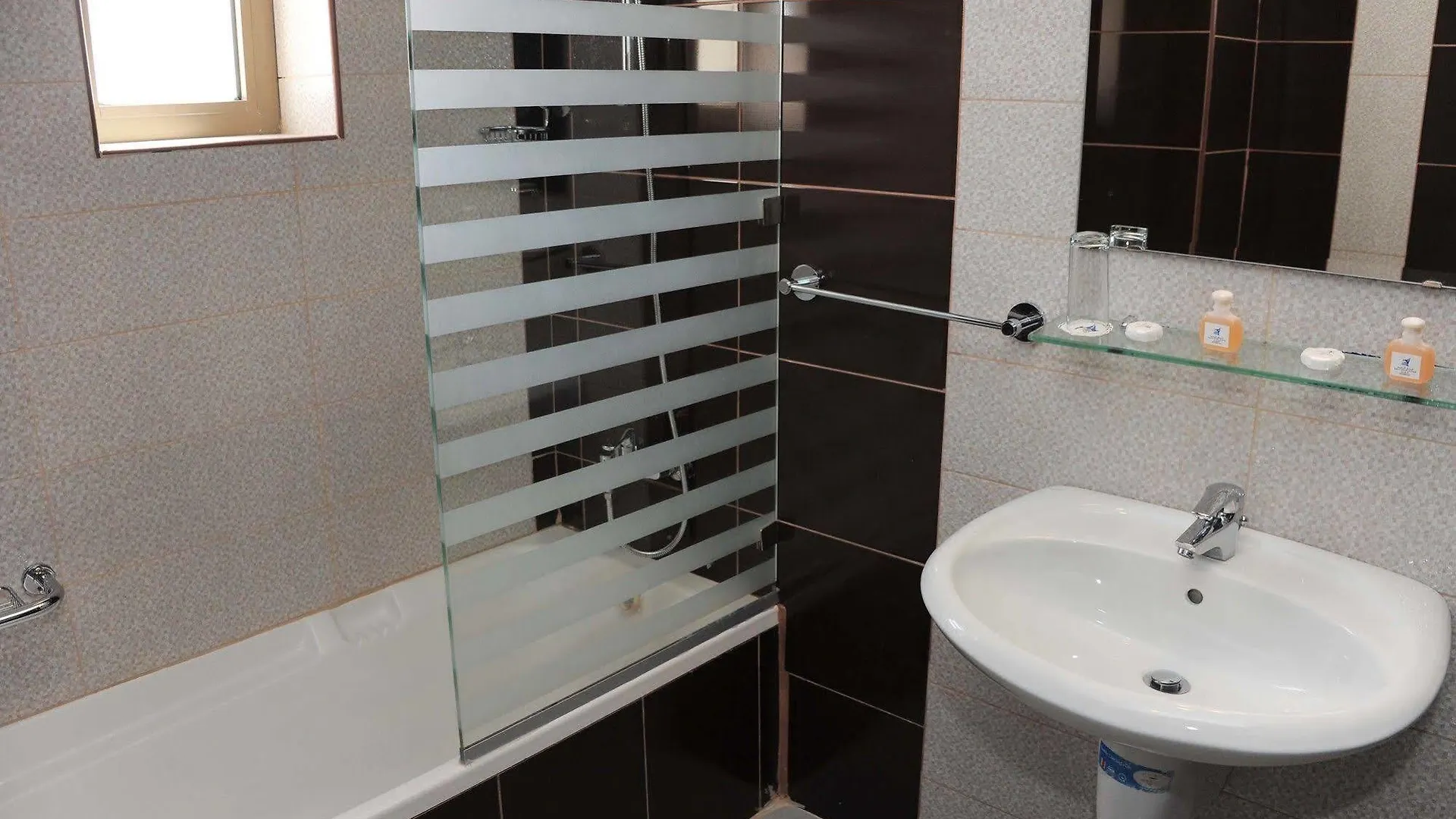 ***  Al Raad Hotel Aqaba Jordan